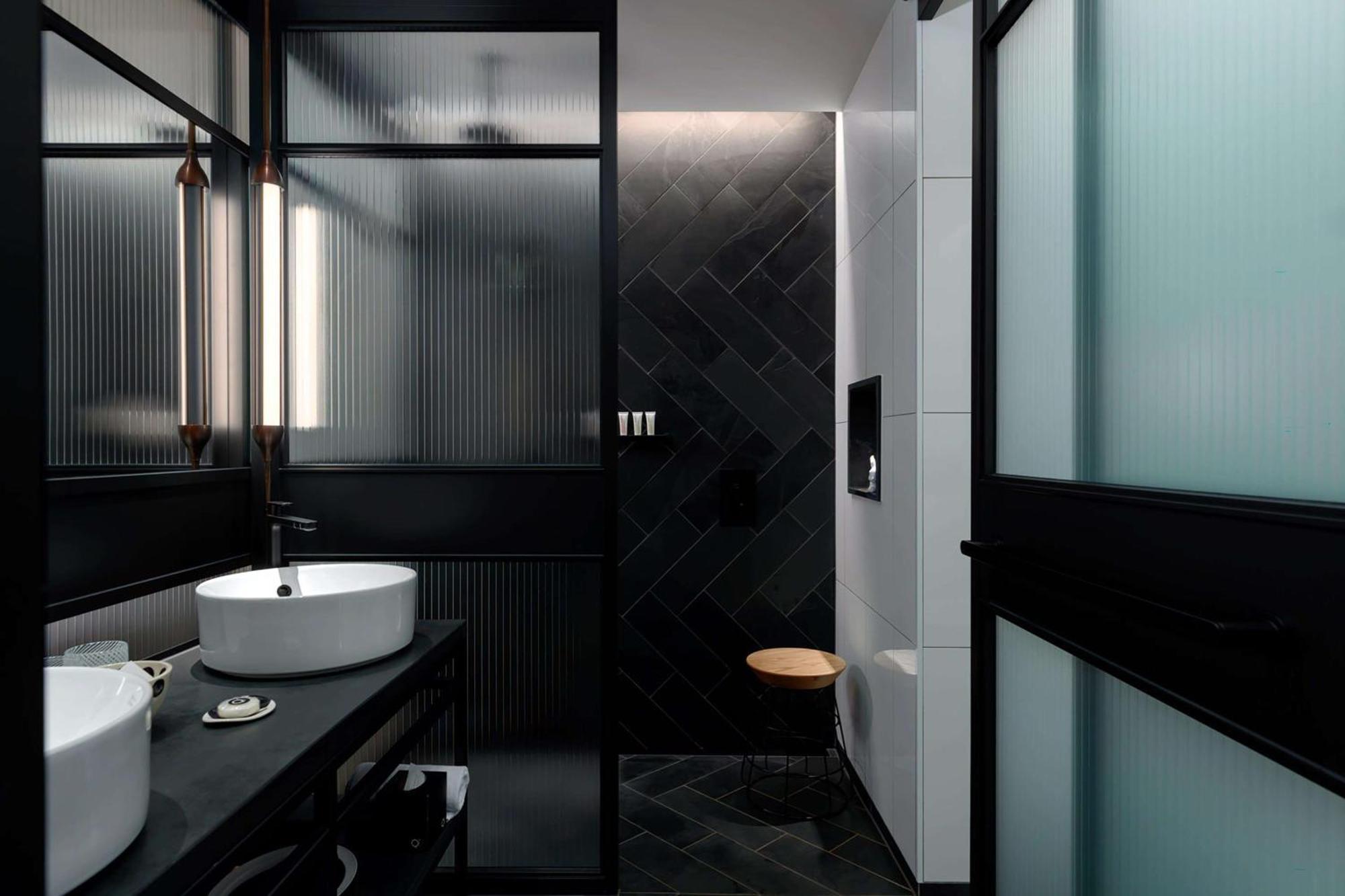 Qt Melbourne Hotel Bagian luar foto Bathroom